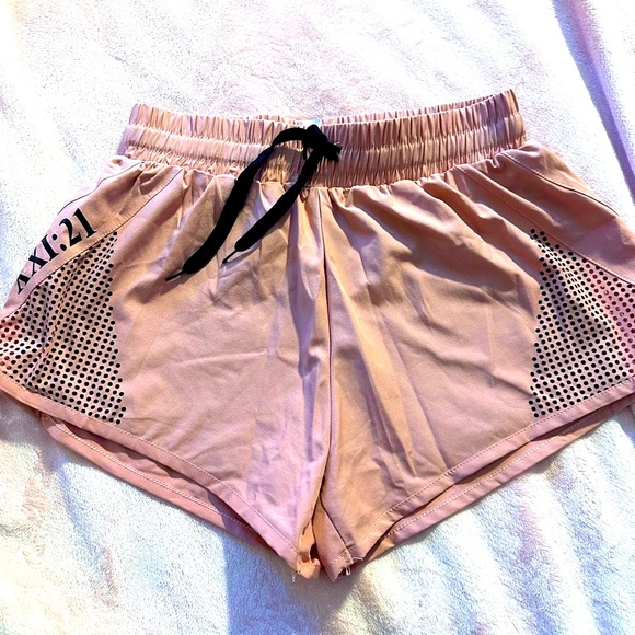 Women’s Running Shorts - Picture 1 of 3